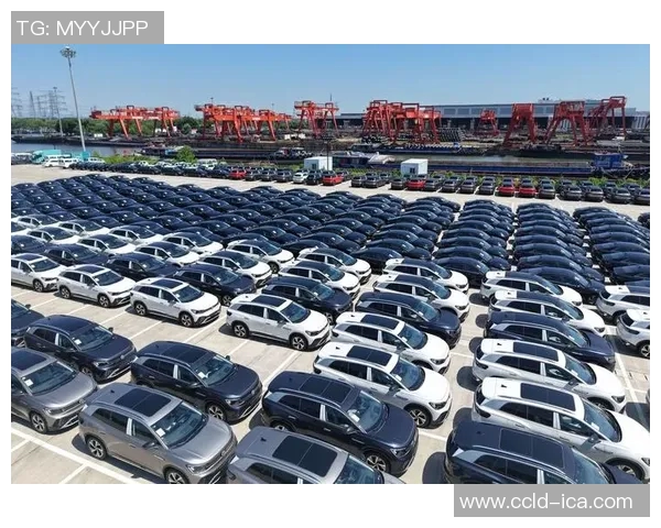 意甲联赛扩军至21支球队，国际足联全力支持并配合新政策实施